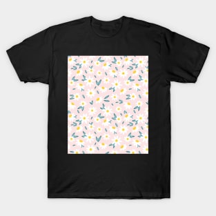 Daisy print with pastel pink background T-Shirt